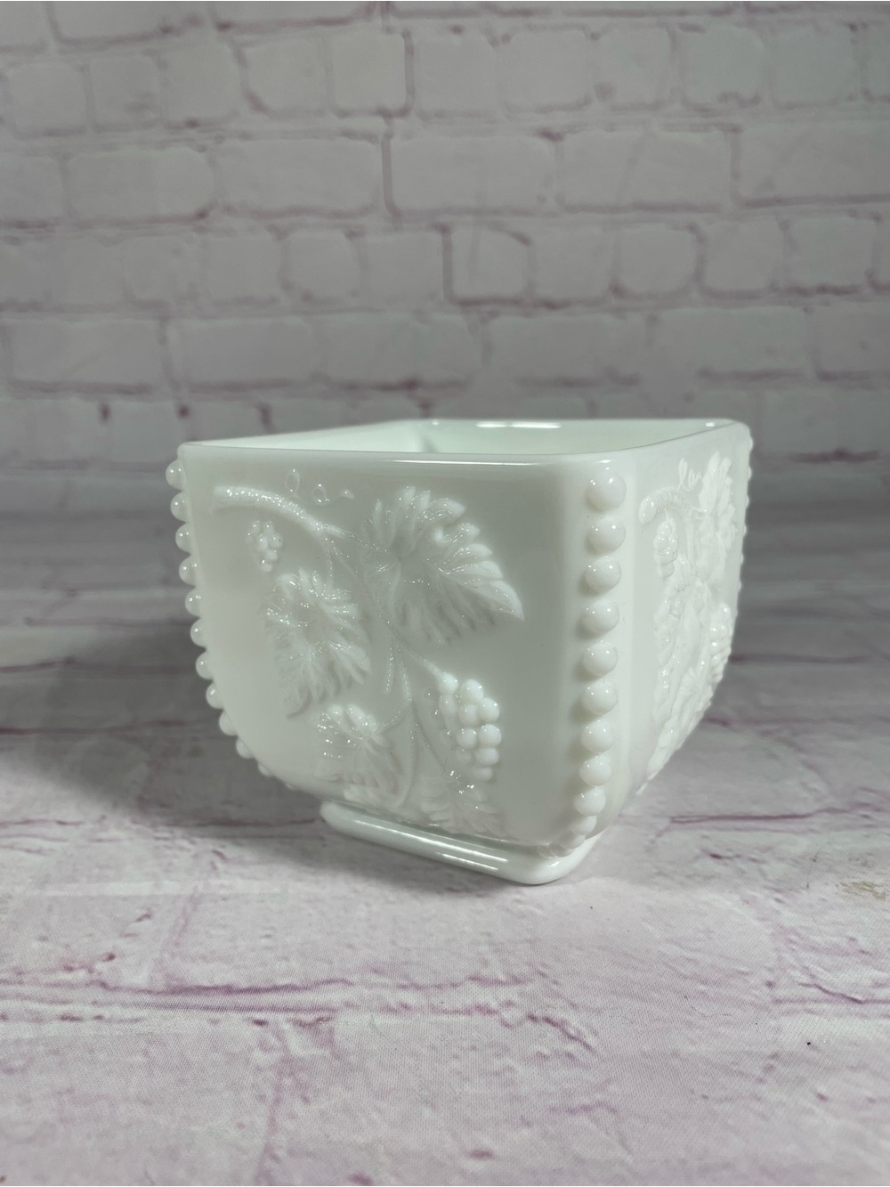 Vintage Westmoreland White Milk Glass Grape Candy Bowl Trinket Box Planter